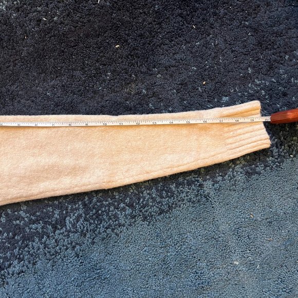 Ann Taylor White V-neck Sweater with Slit, Size XS - Picture 4 of 6